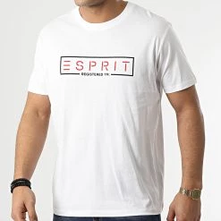 Offres 👍 Tee 👕 Shirt 992EE2K301 Blanc de Esprit 🎉