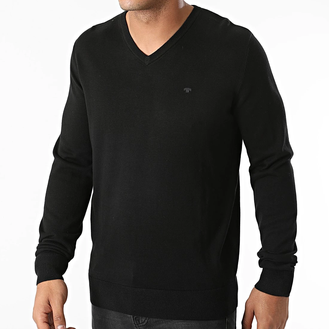 Grosses soldes đ Pull Col V 1012820-XX-10 Noir de Tom Tailor â